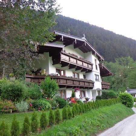 Haus Oblasser Finkenberg Exterior photo